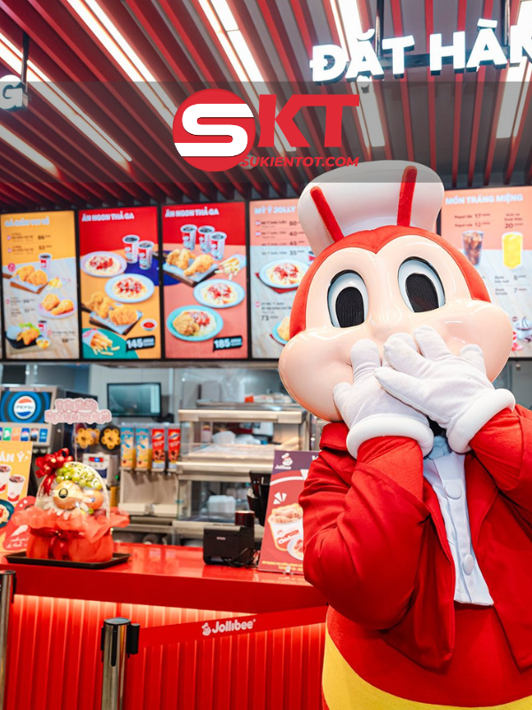 Khoảnh khắc tuổi thơ đáng nhớ — Sinh nhật bé tại Jollibee Tân Phú