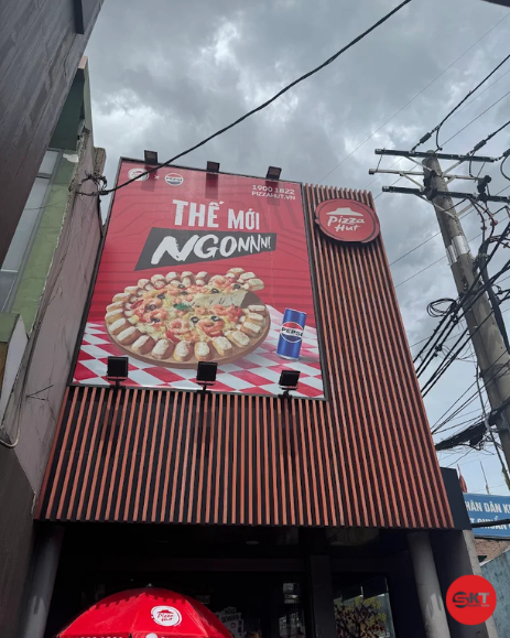 Pizza Hut Lê Văn Khương – Địa Điểm Phù Hợp Cho Tiệc Nhỏ & Họp Nhóm Tại TP. Hồ Chí Minh